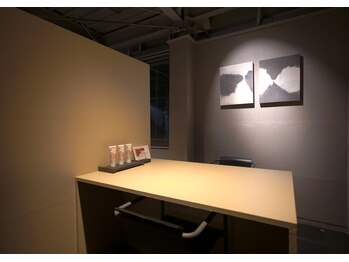 イエス 大阪梅田店(YES)/洗練された空間で上質な時間を