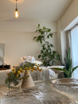 リリーボワ(LillyBois)/サロン