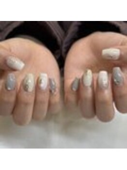 ニュアンスミラーネイル