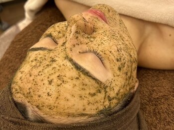 ティアリー(teary)の写真/【話題のREVI導入店】次世代陶器トリートメント♪痛みが少なく、剥離・ダウンタイムのないハーブピーリング