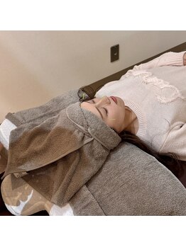 なぎのき鍼灸治療院/鍼施術シーン