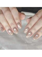 リッシュ トロワ(RICHE trois)/オフィスネイル！ベージュマグ