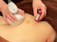 モモズアロマルーム(momo's Aroma room)/REDショット