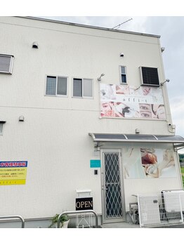 アフィティー(affi-t)/駐車場から見たtiffaティファ