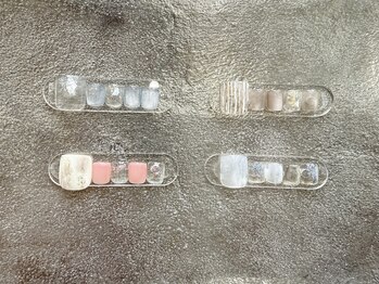 ネイルアンドアイラッシュ アヴィ(Nail and Eyelash A'vi)/フット定額デザイン ¥10400