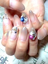 トータルサロン 白べぇーっ プラス/スタッフネイル＊