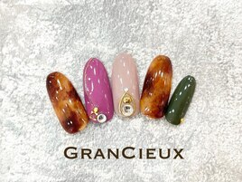 秋 くすみ べっこうネイル