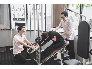 ハピネス鍼灸接骨院名駅 名古屋/フィットネススペース