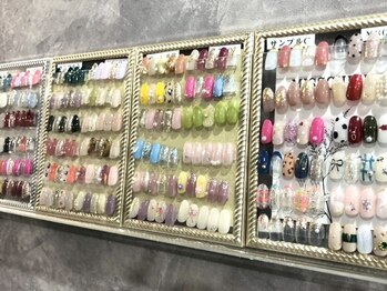 リル シャイン ネイル 上新庄店(lil shine.nail)の写真/マンスリーデザインがお得♪その他店内サンプル多数☆