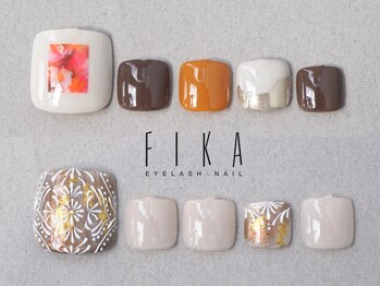 まつ毛エクステアンドネイル フィーカ 新松戸(FIKA)の写真/【8月フットネイル1100円OFF】素足でも気分が上がる！大人女性にぴったりな繊細アートが得意★持ち込みも◎