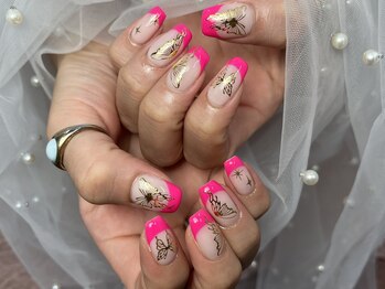 トリー アンド デリー(Toliy&Deliy)/ピンクフレンチとバタフライ