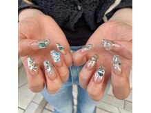 ロミー(Rommy)/キラキラキャラクターネイル