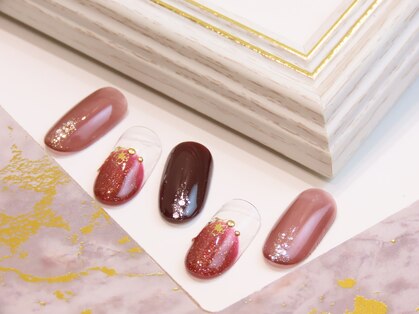 ネイルズアジュール イオン上越店(NailsAzur)の写真