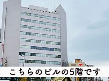 ビューステージ アイブロウサロン 新潟/こちらのビルの5階です