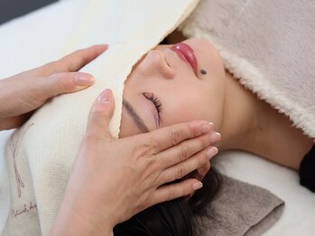 ヤスコルーム(835.room)/周りと差がつく小顔になりたい!