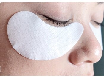 イル アイラッシュ(ile)/ヒアルロン酸入り保湿アイパック