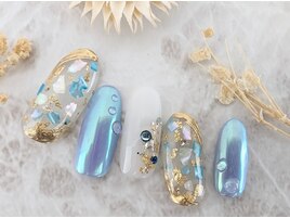 シェル＆水滴ネイル