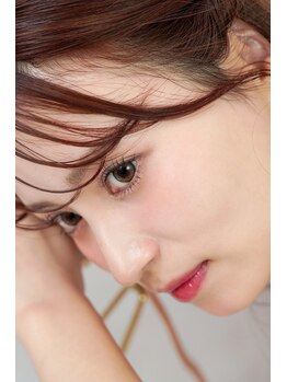サロン ド ラリュール(Salon de L'Allure)/可愛い目元に