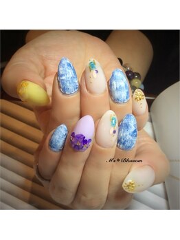 ネイルサロンアンドスクールエムズブロッサム(Nailsalon & school M's Blossom)/アートやり放題コース