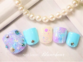 ネイルサロン ブランシュール(Nail Salon Blancheur)/きらきらのブルーフットネイル