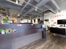 トゥルートラスト アン 下石田店(True Trust un)/【サロン内観】