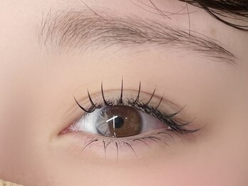 インザピンクリリー(in the pink LILY)/フラットラッシュ＋下まつげ