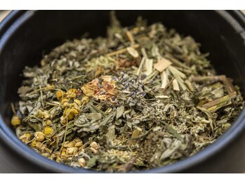 タクマ鍼灸整体院 高松(TaKuMa鍼灸整体院)/ハーブ&よもぎ（30種類）