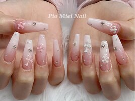 ホワイトグラデ×スノーストーン