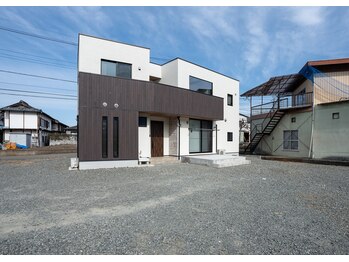 アローナ(Arona)/外観