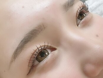 エコル(ekolu)の写真/【パリジェンヌラッシュリフト¥5500】次世代まつげパーマで自然なまつ毛に★メイク時間の短縮にも◎