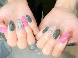 グリーン&ピンクネイル