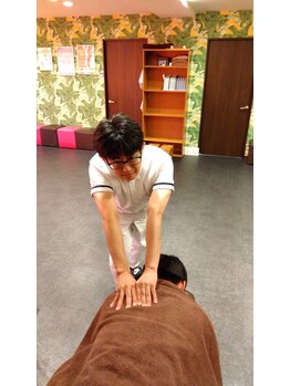 小倉駅前整骨院/肩の痛み