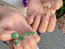 ビューティーフロア ビビット サロンアンドスクール(BEAUTYFLOOR vivid salon&school)/アクセ風ちぐはぐネイル★