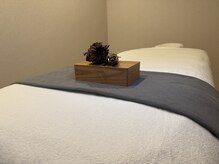 深層部まで届くオールハンドで、巡りと軽やかさを導くリンパケア