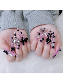 ティアラネイル(TIARA NAIL)の写真/【自店オフ無料☆】マグネットネイルやVカットビジュー、オーロラネイルなど流行のデザインが楽しめる！