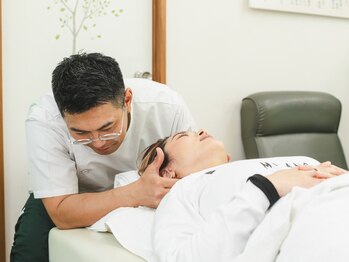 やまと接骨院/肩こり/肩甲骨/腰痛/骨盤矯正