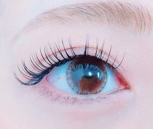 《再来・自店オフ無料》持続力UP☆話題のフラットラッシュ130本　￥6,000