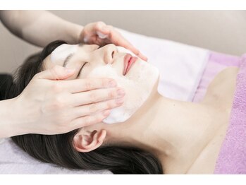 エスティーク 香取佐原店/もっちり泡で毛穴の奥から洗顔