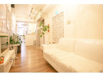 柚那美 池袋東口店(ユナビ)/サロンの雰囲気