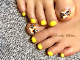 ＊ドット×リボン＊フットネイル