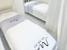 M's Beauty Studio　赤坂店【ネイル/まつげパーマ/マツエク/フェイシャル】の雰囲気（フェイシャルとまつげのベット、友達や親子のペアご来店もOK！）