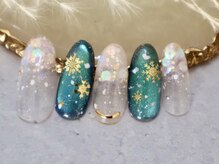 ロシェ(Rocher)/雪の結晶ネイル/Rocher