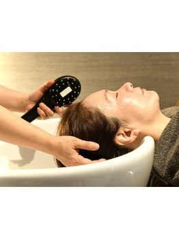 ヘッドスパで癒されたい