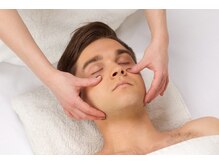 エヴェリーナ(Eveliiina)/お肌の弱い男子に朗報！