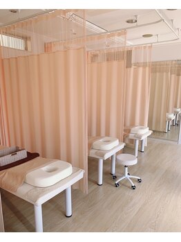張整骨院/施術室です。