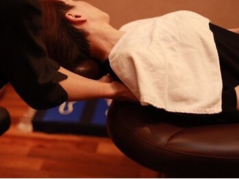 イザナイ(IZANAI)/9.背中のマッサージ