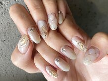 アロナ ネイルサロン アンド スクール(alona)/キラキラキルティングネイル☆