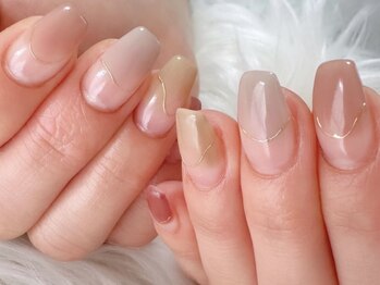 ルルエオノ(Lulu eono)の写真/シンプルの中にさりげない可愛さで大人可愛く♪オフィスにも馴染むデザインでワンランク上の指先へ＊