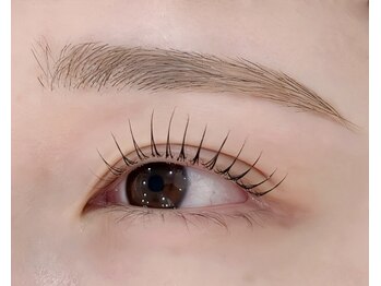 トゥルーネイル アンド アイ 池袋店(TRU NAIL & EYE)の写真/アイブロウとパリジェンヌが1時間で叶う目元完成!タイパも抜群で理想の自分へ、、、♪