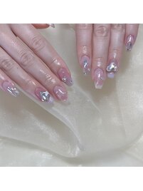 キラキラチークネイル